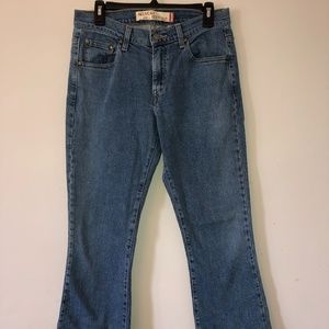 Womens Levis 515 size 8 denim jean